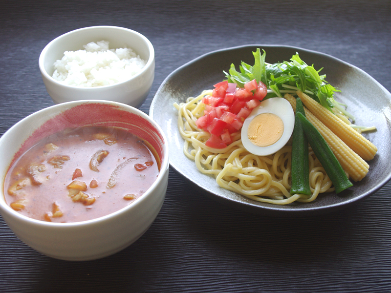 夏野菜のトマトカレーつけ麺